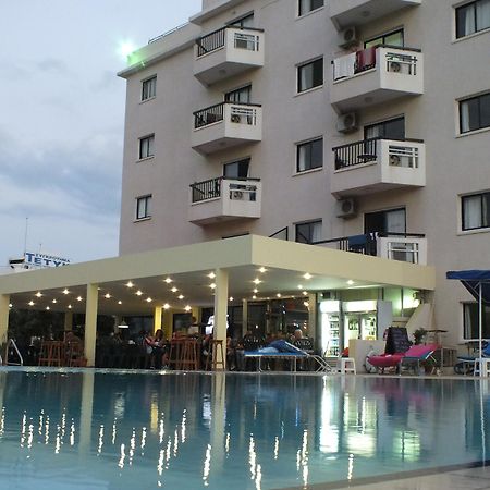 Livas Hotel Apartments Pernera Kültér fotó